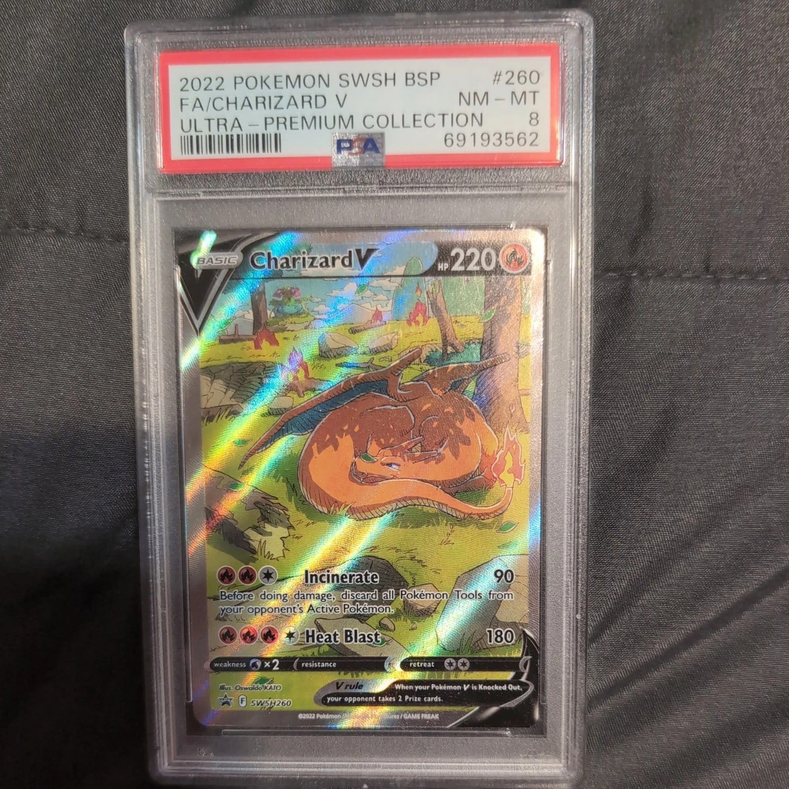 CHARIZARD V