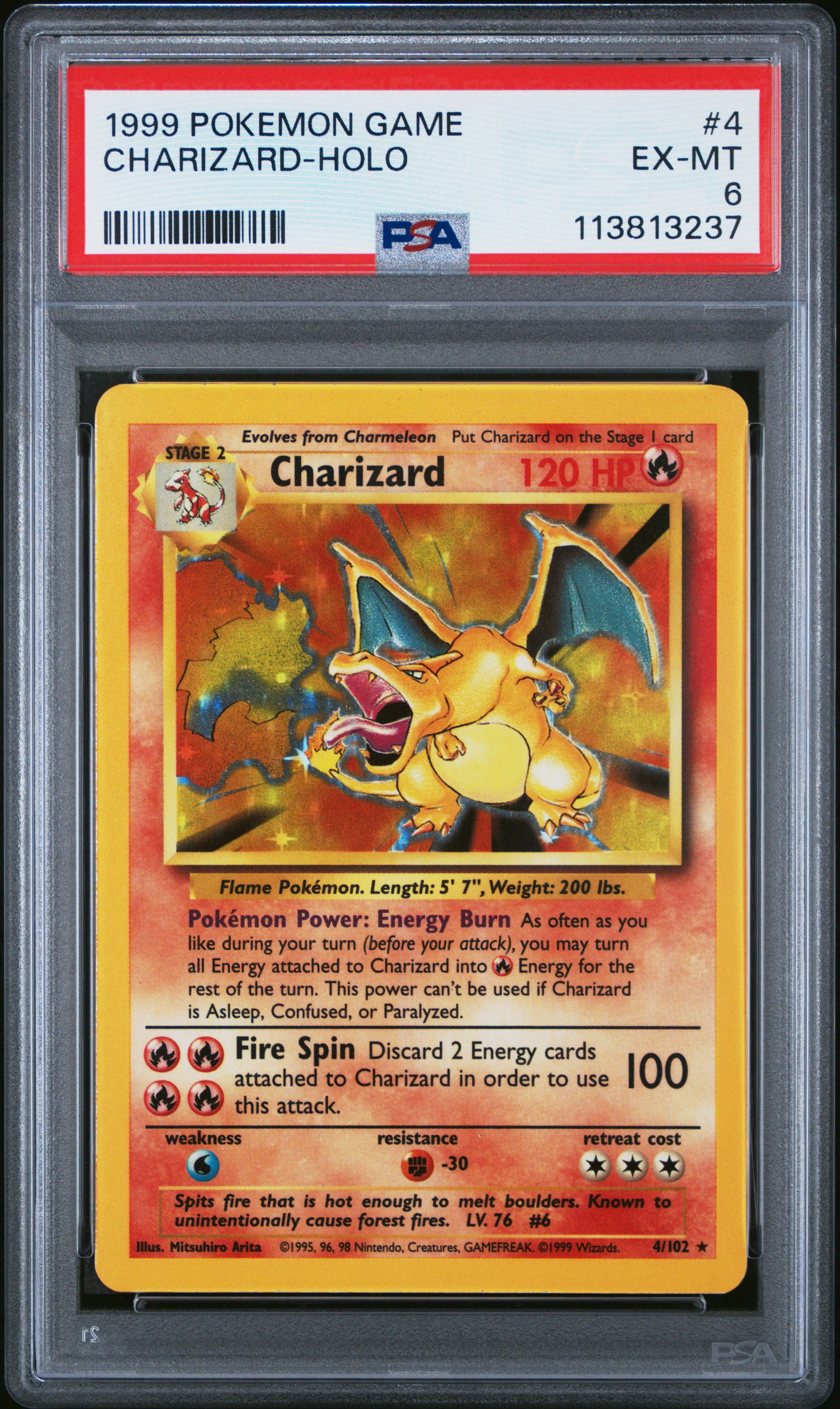 CHARIZARD-HOLO