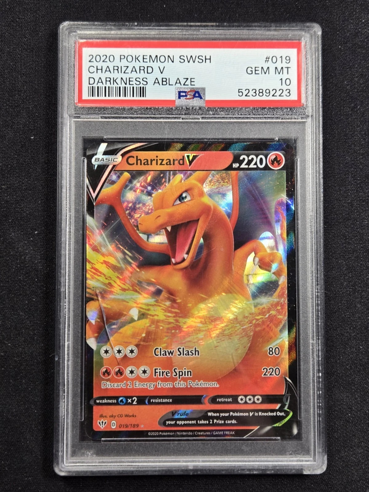 CHARIZARD V